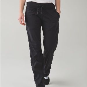 LULULEMON BLACK STUDIO PANTS